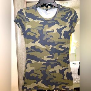 Camo tshirt